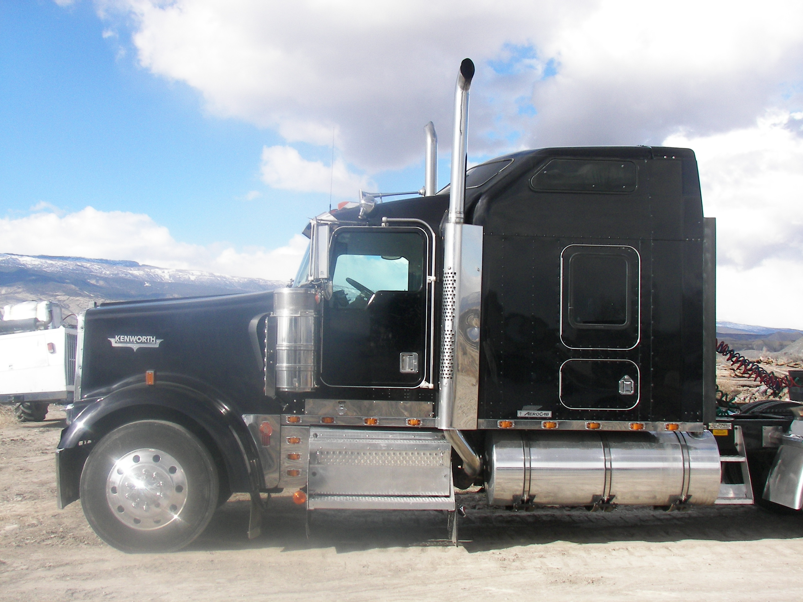 Alpine Fencing Leased Truck